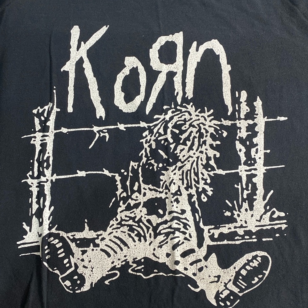 Large Band T, Korn